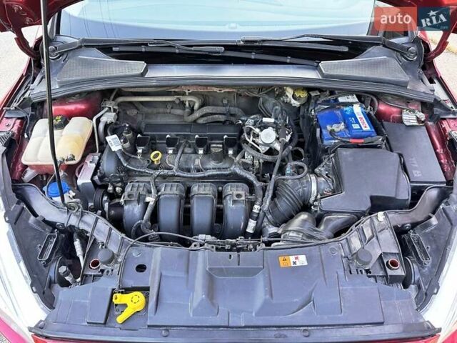 Красный Форд Фокус, объемом двигателя 2 л и пробегом 214 тыс. км за 8800 $, фото 8 на Automoto.ua