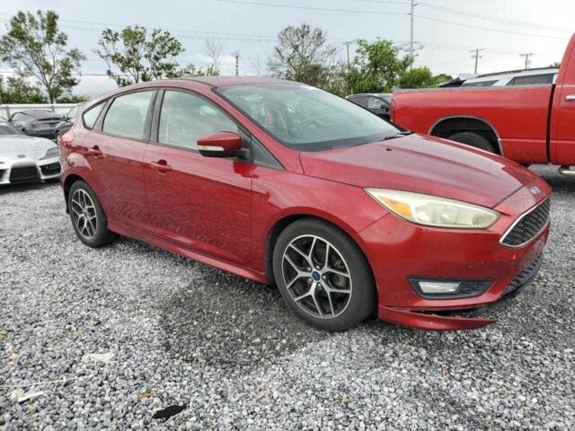 Форд Фокус 2016 в Городке на Automoto.ua Красный Форд Фокус, объемом двигателя 2 л и пробегом 77 тыс. км за 6900 $, фото 7 на Automoto.ua