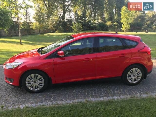 Форд Фокус 2016 в Тернополе на Automoto.ua Красный Форд Фокус, объемом двигателя 1 л и пробегом 81 тыс. км за 10900 $, фото 8 на Automoto.ua