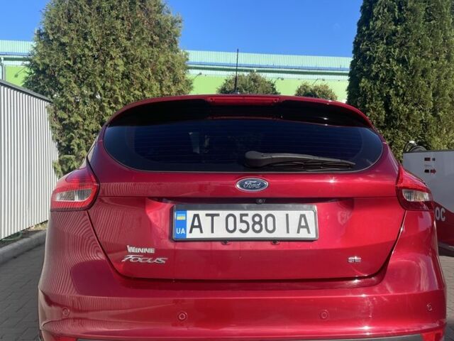 Красный Форд Фокус, объемом двигателя 2 л и пробегом 177 тыс. км за 8306 $, фото 1 на Automoto.ua