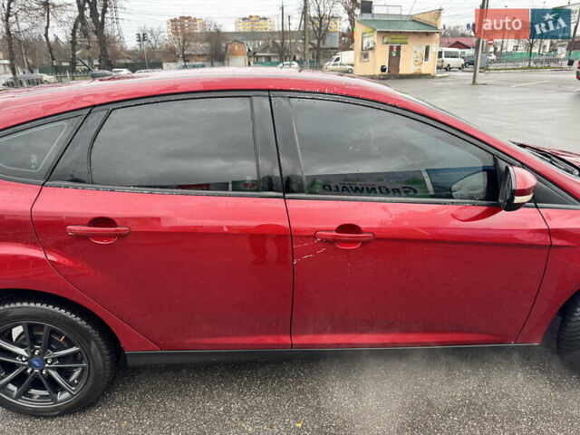 Красный Форд Фокус, объемом двигателя 2 л и пробегом 160 тыс. км за 8200 $, фото 6 на Automoto.ua