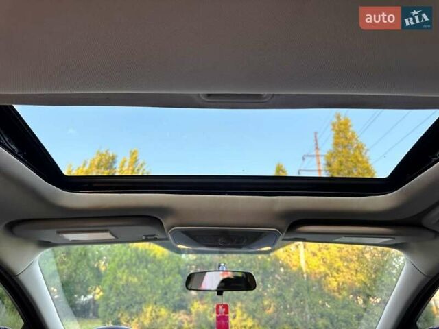 Красный Форд Фокус, объемом двигателя 2 л и пробегом 214 тыс. км за 8800 $, фото 23 на Automoto.ua