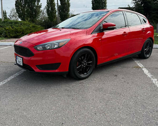 Червоний Форд Фокус, об'ємом двигуна 2 л та пробігом 202 тис. км за 8700 $, фото 2 на Automoto.ua