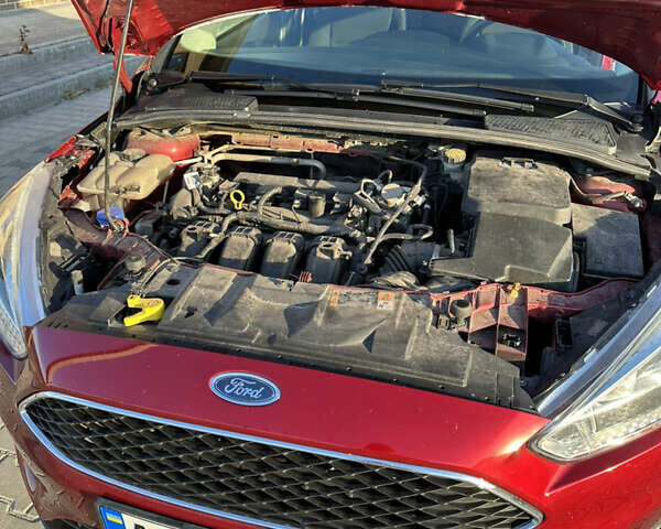 Червоний Форд Фокус, об'ємом двигуна 2 л та пробігом 151 тис. км за 10000 $, фото 17 на Automoto.ua