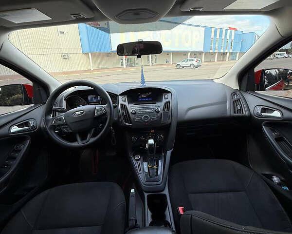 Червоний Форд Фокус, об'ємом двигуна 2 л та пробігом 202 тис. км за 8700 $, фото 9 на Automoto.ua