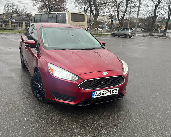 Красный Форд Фокус, объемом двигателя 2 л и пробегом 160 тыс. км за 8200 $, фото 4 на Automoto.ua