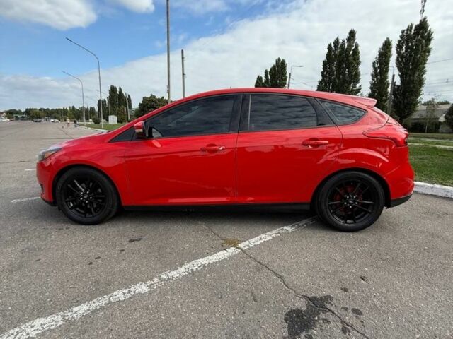 Червоний Форд Фокус, об'ємом двигуна 2 л та пробігом 202 тис. км за 8700 $, фото 3 на Automoto.ua