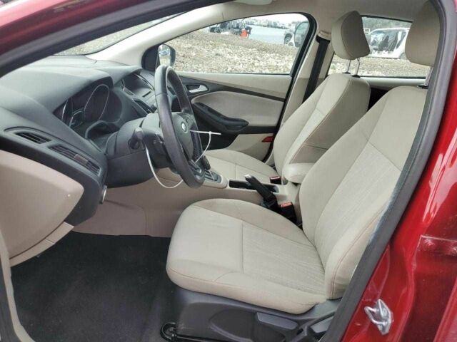 Форд Фокус 2016 в Городке на Automoto.ua Красный Форд Фокус, объемом двигателя 2 л и пробегом 77 тыс. км за 6900 $, фото 10 на Automoto.ua