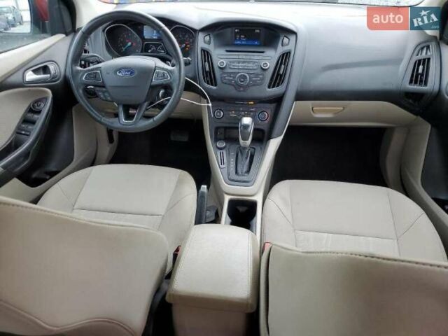 Красный Форд Фокус, объемом двигателя 2 л и пробегом 77 тыс. км за 6900 $, фото 11 на Automoto.ua