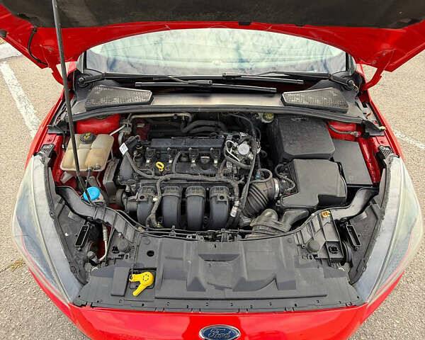 Червоний Форд Фокус, об'ємом двигуна 2 л та пробігом 202 тис. км за 8700 $, фото 8 на Automoto.ua