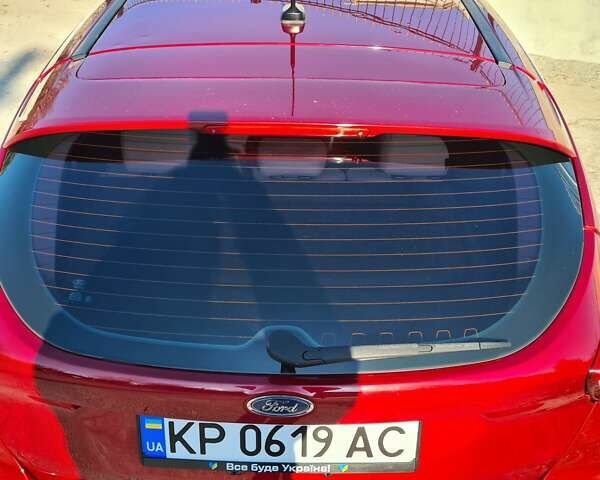 Красный Форд Фокус, объемом двигателя 2 л и пробегом 81 тыс. км за 8900 $, фото 14 на Automoto.ua