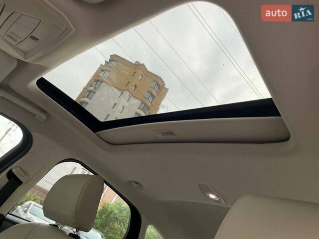 Красный Форд Фокус, объемом двигателя 2 л и пробегом 115 тыс. км за 11950 $, фото 9 на Automoto.ua