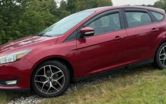 Красный Форд Фокус, объемом двигателя 2 л и пробегом 78 тыс. км за 7000 $, фото 2 на Automoto.ua