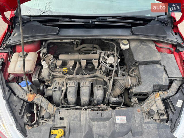 Червоний Форд Фокус, об'ємом двигуна 2 л та пробігом 220 тис. км за 7950 $, фото 23 на Automoto.ua