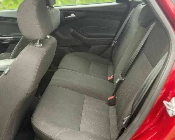 Красный Форд Фокус, объемом двигателя 2 л и пробегом 78 тыс. км за 7000 $, фото 6 на Automoto.ua