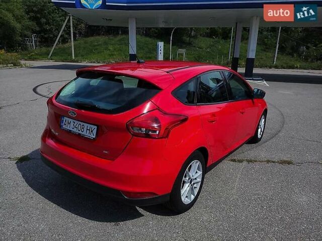 Червоний Форд Фокус, об'ємом двигуна 2 л та пробігом 149 тис. км за 7777 $, фото 10 на Automoto.ua