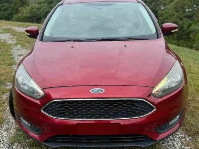 Красный Форд Фокус, объемом двигателя 2 л и пробегом 78 тыс. км за 7000 $, фото 1 на Automoto.ua