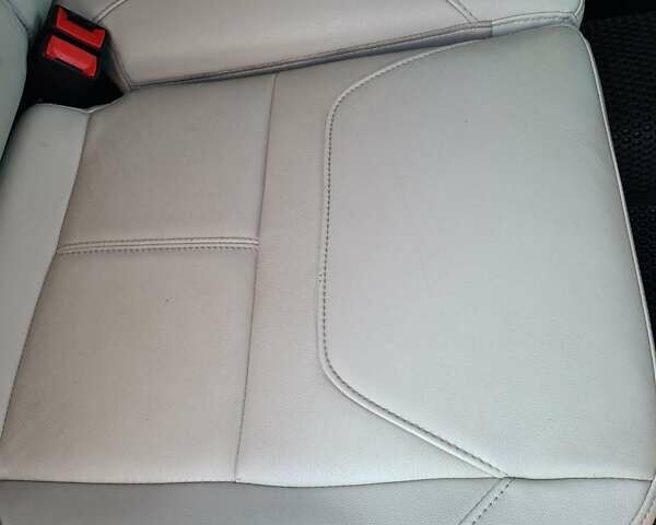 Красный Форд Фокус, объемом двигателя 2 л и пробегом 81 тыс. км за 8900 $, фото 41 на Automoto.ua