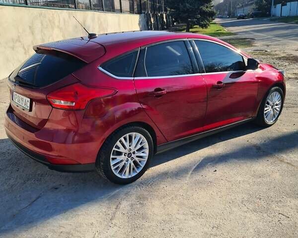 Красный Форд Фокус, объемом двигателя 2 л и пробегом 81 тыс. км за 8900 $, фото 5 на Automoto.ua