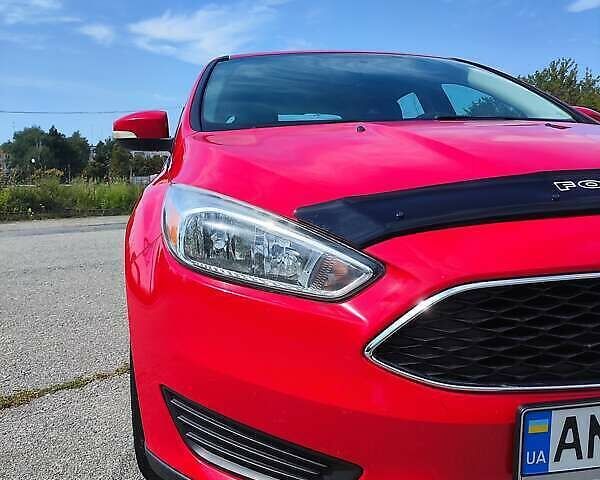 Червоний Форд Фокус, об'ємом двигуна 2 л та пробігом 149 тис. км за 7777 $, фото 14 на Automoto.ua