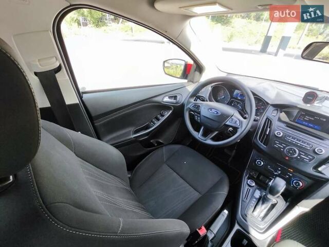 Красный Форд Фокус, объемом двигателя 2 л и пробегом 145 тыс. км за 8700 $, фото 84 на Automoto.ua