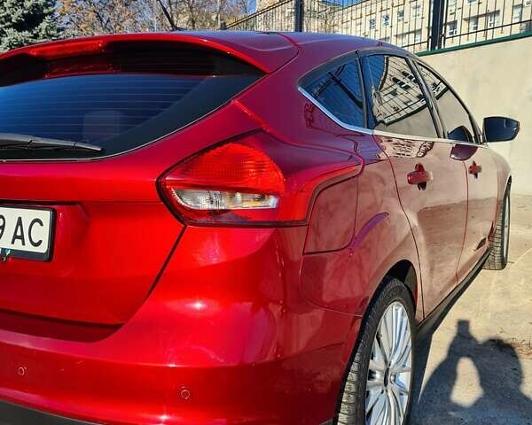 Красный Форд Фокус, объемом двигателя 2 л и пробегом 81 тыс. км за 8900 $, фото 11 на Automoto.ua