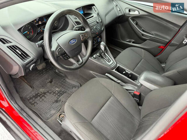 Червоний Форд Фокус, об'ємом двигуна 2 л та пробігом 220 тис. км за 7850 $, фото 9 на Automoto.ua