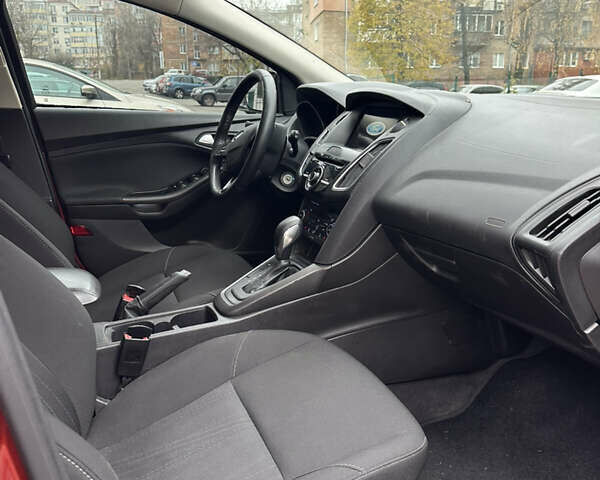 Червоний Форд Фокус, об'ємом двигуна 2 л та пробігом 89 тис. км за 11200 $, фото 17 на Automoto.ua