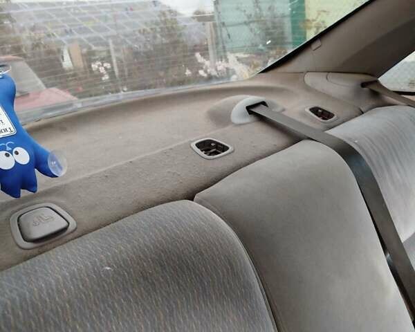 Красный Форд Фокус, объемом двигателя 2.02 л и пробегом 295 тыс. км за 2500 $, фото 2 на Automoto.ua