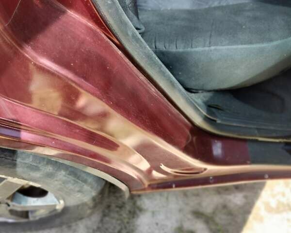 Красный Форд Фокус, объемом двигателя 1.6 л и пробегом 539 тыс. км за 3000 $, фото 6 на Automoto.ua