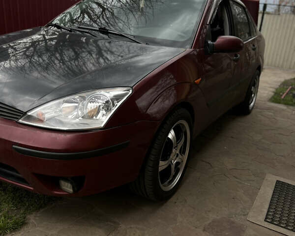 Красный Форд Фокус, объемом двигателя 1.8 л и пробегом 250 тыс. км за 2999 $, фото 9 на Automoto.ua