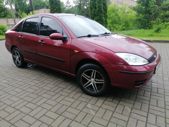 Красный Форд Фокус, объемом двигателя 0 л и пробегом 202 тыс. км за 2900 $, фото 2 на Automoto.ua