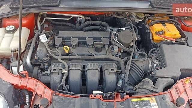 Красный Форд Фокус, объемом двигателя 2 л и пробегом 169 тыс. км за 7650 $, фото 69 на Automoto.ua