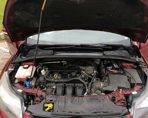 Червоний Форд Фокус, об'ємом двигуна 2 л та пробігом 151 тис. км за 8400 $, фото 10 на Automoto.ua