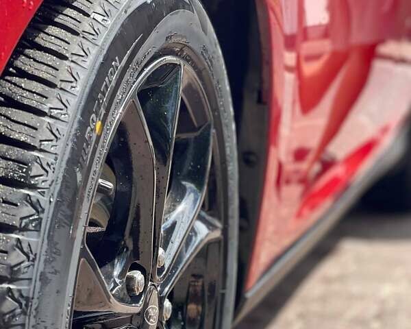 Красный Форд Фокус, объемом двигателя 2 л и пробегом 144 тыс. км за 7800 $, фото 1 на Automoto.ua