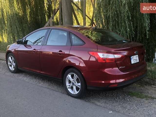 Красный Форд Фокус, объемом двигателя 2 л и пробегом 160 тыс. км за 6700 $, фото 1 на Automoto.ua