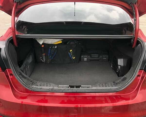 Червоний Форд Фокус, об'ємом двигуна 2 л та пробігом 151 тис. км за 8400 $, фото 11 на Automoto.ua