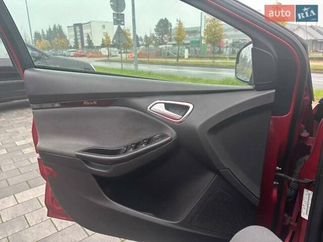 Красный Форд Фокус, объемом двигателя 2 л и пробегом 144 тыс. км за 7800 $, фото 14 на Automoto.ua