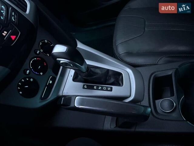 Червоний Форд Фокус, об'ємом двигуна 2 л та пробігом 166 тис. км за 7790 $, фото 27 на Automoto.ua