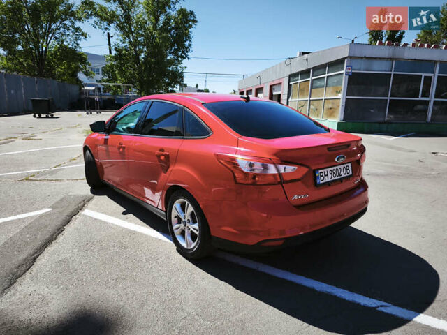 Форд Фокус 2013 у Одесі на Automoto.ua Червоний Форд Фокус, об'ємом двигуна 2 л та пробігом 140 тис. км за 7700 $, фото 10 на Automoto.ua