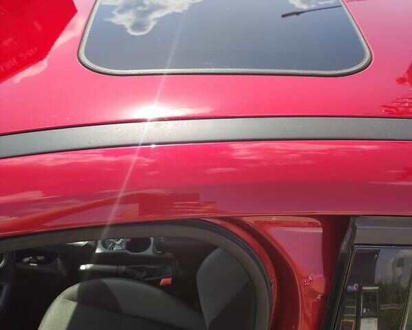 Красный Форд Фокус, объемом двигателя 2 л и пробегом 130 тыс. км за 8500 $, фото 2 на Automoto.ua