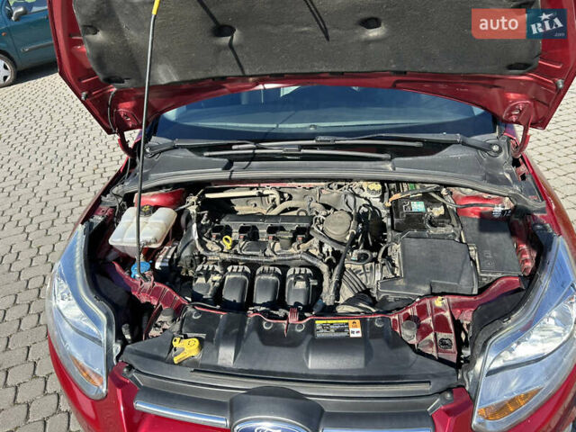 Червоний Форд Фокус, об'ємом двигуна 2 л та пробігом 165 тис. км за 7100 $, фото 28 на Automoto.ua