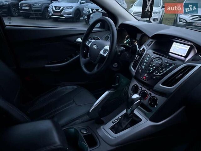 Червоний Форд Фокус, об'ємом двигуна 2 л та пробігом 166 тис. км за 7790 $, фото 30 на Automoto.ua