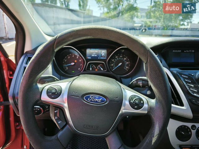 Форд Фокус 2013 у Одесі на Automoto.ua Червоний Форд Фокус, об'ємом двигуна 2 л та пробігом 140 тис. км за 7700 $, фото 19 на Automoto.ua