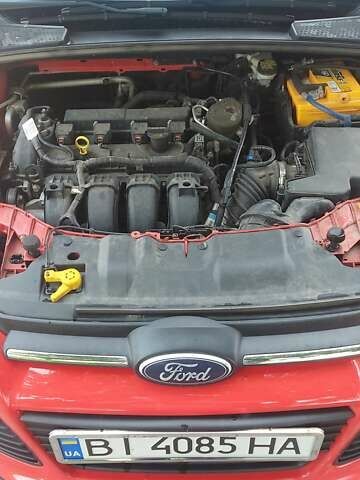 Красный Форд Фокус, объемом двигателя 2 л и пробегом 100 тыс. км за 7700 $, фото 10 на Automoto.ua