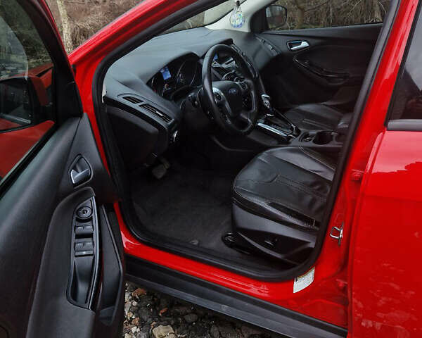 Червоний Форд Фокус, об'ємом двигуна 2 л та пробігом 260 тис. км за 7500 $, фото 11 на Automoto.ua