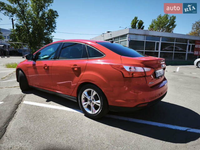 Форд Фокус 2013 у Одесі на Automoto.ua Червоний Форд Фокус, об'ємом двигуна 2 л та пробігом 140 тис. км за 7700 $, фото 8 на Automoto.ua
