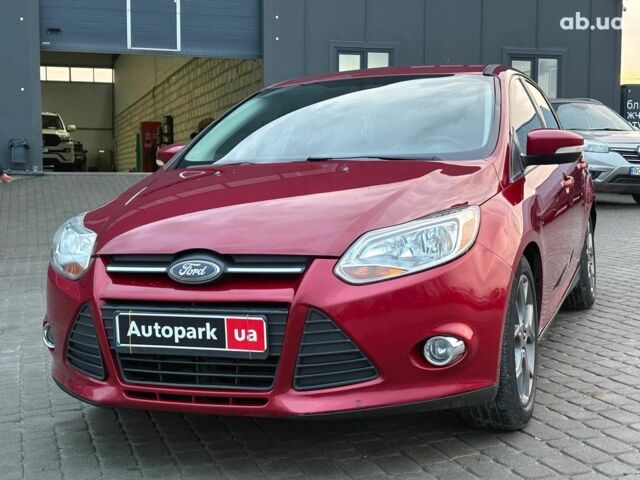 Червоний Форд Фокус, об'ємом двигуна 2 л та пробігом 166 тис. км за 7790 $, фото 1 на Automoto.ua