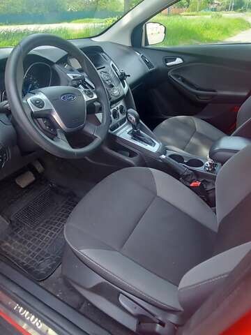 Красный Форд Фокус, объемом двигателя 2 л и пробегом 100 тыс. км за 7700 $, фото 8 на Automoto.ua