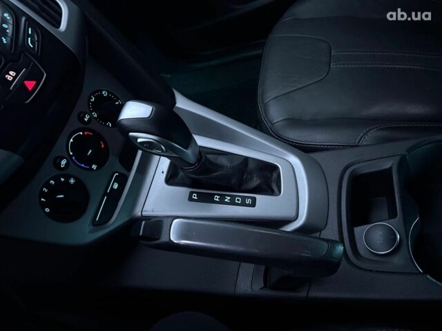 Червоний Форд Фокус, об'ємом двигуна 2 л та пробігом 166 тис. км за 7790 $, фото 27 на Automoto.ua